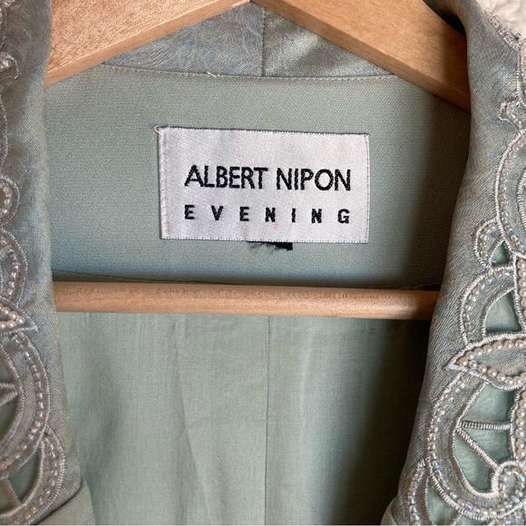 Albert Nipon Evening mint green blazer jacket with floral pearl embroidery - Picture 9 of 14